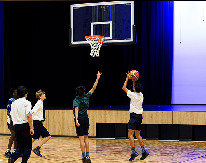 St Lukes 5 - MBA CaseStudy Images